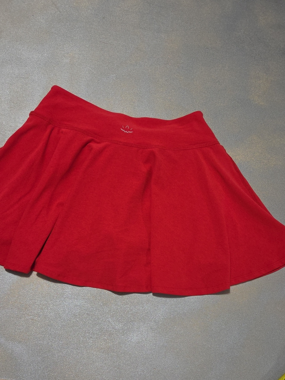 Beyond Yoga Red Circle Skirt with Stretch Waistband